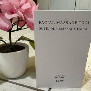 BNIB Solaris Labs NY Heated “It’s Lit” LED Red Light Gua Sha